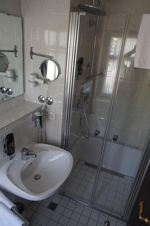 Hotel Zur Post Bernkastel-Kues Værelse billede