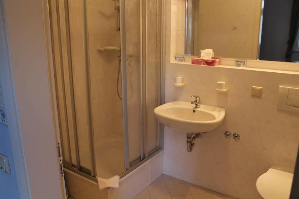 Hotel Zur Post Bernkastel-Kues Eksteriør billede